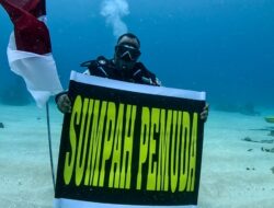 Wamendagri dan 62 Penyelam Kibarkan Bendera Merah Putih di Bawa Laut Papua