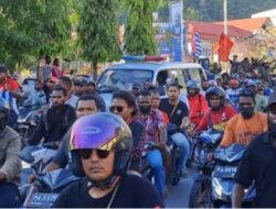 Ribuan Orang Antar Jenazah Filep Karma Ke Tempat Peristirahatan Terakhir