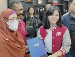 Klub Bola Kaki Dukung Erick Thohir-Ratu Tisha di PSSI