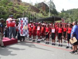 Lomba Gerak Jalan Jelang HUT Kota Jayapura ke-113