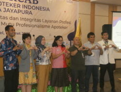 Buka Rakercab IAI Kota Jayapura, I Nyoman Sri Antari : Apoteker Tidak Ikut Menyumbang Peningkatan Inflasi Daerah