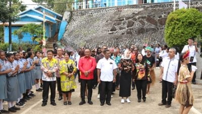 Sosialisasikan Perda Pendidikan, DPRD Kota Jayapura Juga Pastikan Penerapan UU Otsus di SMAN 2 Jayapura.