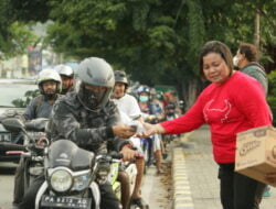 Ikemal Papua Kembali Berbagi Takjil di Bulan Suci Ramadhan