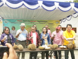 Mega Nikijuluw : Pesta Makan Durian Sepuasnya, Ajang Silaturahmi Antar Orang Maluku di Kota Jayapura