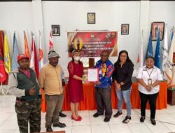 Politik 2024, Kader PDIP Efalina Gultom Daftar Bacaleg DPD RI di KPU Papua Pegunungan