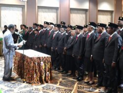 Lantik 13 Bamuskam, Frans Pekey Tekankan Utamakan Kepentingan Kampung