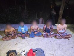 Dicurangi Bawa Ganja, 5 Pemuda Diamankan Polisi di Pantai Hamadi