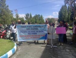 7 Bulan ULP Tidak Dibayar, Para Guru di Kabupaten Jayapura Gelar Aksi Unjuk Rasa