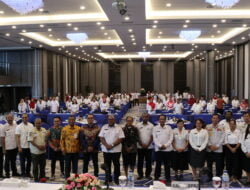 Buka Bimtek Toko Daring MBIZMARKET, Robby Awi Minta Utamakan Produk Lokal