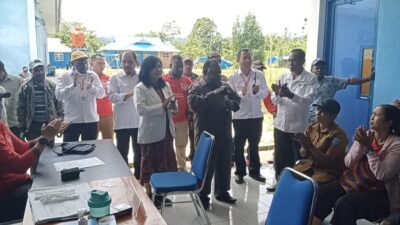 PMI Mamteng Gelar Operasi Katarak Gratis