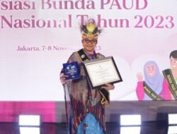 Bunda PAUD Kota Jayapura Terima Piagam Sertifikat Dari Menteri Pendidikan