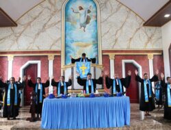 Ketua Sinode GPM Resmi Gereja Hitaupu, Ini Kado Natal Bagi Jemaat GPM Porto