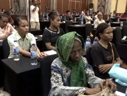 Pemkot Jayapura Sosialisasi Pengangkatan Anggota DPRK Melalui Mekanisme Adat