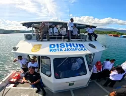 Diatas Kapal Yotefa Beautiful, Rapat Pimpinan Pemkot Jayapura Digelar
