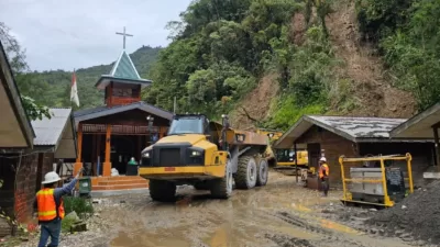 Freeport Bersihkan Dampak Longsor, Gereja Banti 2 Kembali Aktif