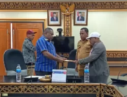 Serahkan Aspirasi ke DPR Papua, ASN Minta Copot Pj Gubernur dan Sekda
