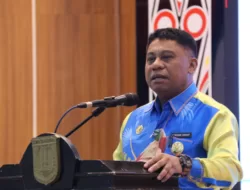 Lepas Kontingen O2SN, Ini Pesan Penjabat Walikota Jayapura Christian Sohilait