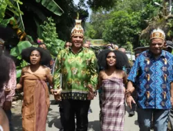 Maju Gubernur, Paulus Waterpauw Minta Restu Dewan Adat Papua