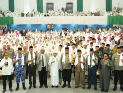 Ribuan Umat Muslim Bershalawat Menuju Pilkada Damai di Provinsi Papua
