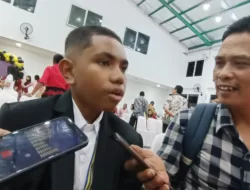 Jose Nerotouw Dosen Cilik Memberikan Kuliah Matematika kepada Mahasiswa dan dosen di Uncen Jayapura