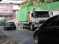 Jokowi Datang, Pemkot Jayapura Larang Kendaraan Besar Beroperasi Siang Hari