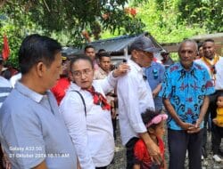 BTM Nyekar ke Kuburan HMS di Kampung Tablanusu