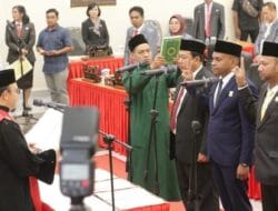3 Pimpinan Defenitif DPR Kota Jayapura Resmi di Lantik