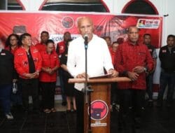 Tim Hukum BTM-YB Lapor KPU Kota Jayapura di DKPP