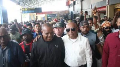 Jemput di Bandara, Bukti Gerbong BTM-YB Masih Kuat