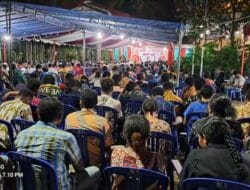 Masyarakat Biak Tumpah Ruah di Kediaman Benhur Tomi Mano