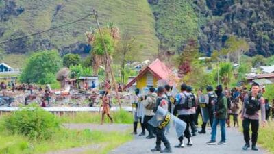 Bentrokan Pilkada Di Mulia 12 Meninggal, KKB Terlibat