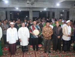 Halal Bihalal, Tokoh Agama Masjid Miftahul Amal Koya Timur Doakan BTM-CK Jadi Pemimpin di Papua