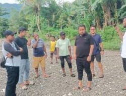 Kunker ke Dapil, Ketua DPRP Tinjau 6 Titik Banjir di Yapen