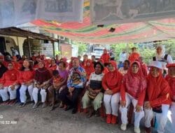 Benhur Tomi Mano Disambut Haru di Perayaan Hari Lansia Posyandu Dahlia Waena