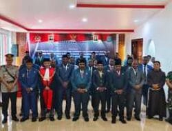 Sah ! Unsur Pimpinan Defenitif DPRK Mamteng Resmi Dilantik