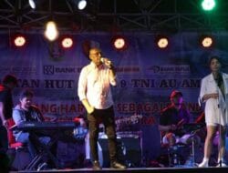 Tampil Apik, BTM Hibur Pengunjung Ramang Harmoni di Kompleks Lanud Silas Papare