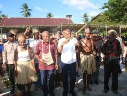 Deklarasi Adat Menggema di Grime Nawa, BTM – CK Diarak Sebagai Harapan Baru Papua