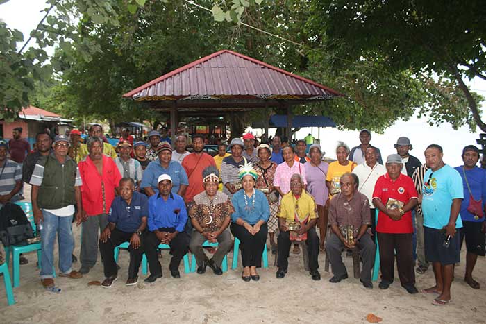 Warga Biak Timur Kompak Dukung BTM-CK: “Harapan Kami Ada di Pundak Constant Karma”