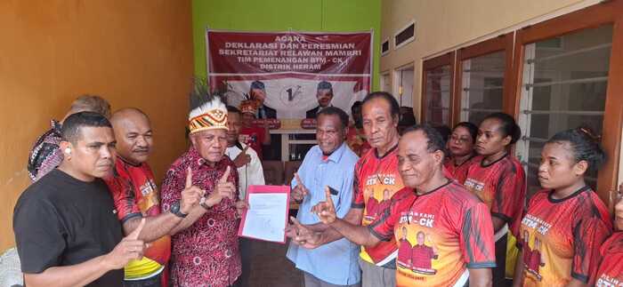 Semarak Peresmian Sekretariat Relawan Mambri, Constant Karma Tegaskan Komitmen BTM-CK Bangun Papua