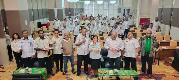 Jayapura Jaga Warisan Leluhur: Sosialisasi Naskah Kuno Libatkan 10 Kampung Adat Port Numbay