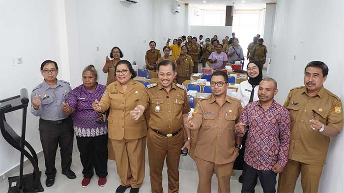 Pemkot Jayapura Dorong Dekranasda Rumuskan Kebijakan Strategis Industri Kerajinan Hadapi 2026