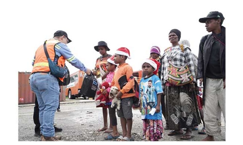 Freeport Indonesia  Hadirkan Christmas Flight & Boat, Ribuan Karyawan Mudik Natal ke Pedalaman Papua