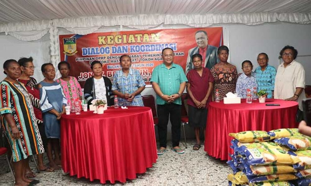 Para Janda dan Anak Yatim Hadiri Doa Bersama di Kediaman Joni Y. Betaubun