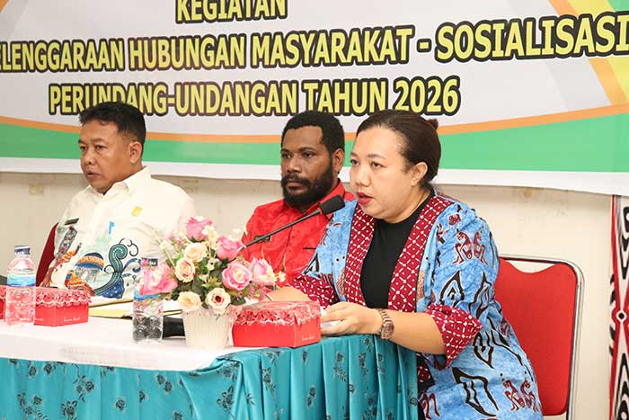 Perda Pedagang Lokal, Pinang, Sagu, Umbi-umbian, dan Noken Hanya Dijual oleh Orang Asli Papua