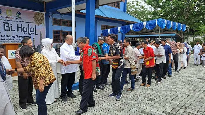 Halal Bi Halal Tukang Ledeng Jayapura, Momentum Perkuat Silaturahmi dan Komitmen Pelayanan Air Bersih