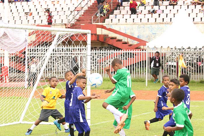 13 Tim Berlaga di Freeport Grassroots Tournament, Harapan Baru Sepak Bola Papua Muncul