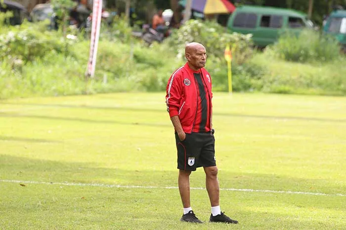 Benhur Tomi Mano Bidik Trofi Soekarno Cup 2026, Papua Raya Siap Tantang Tuan Rumah Surabaya