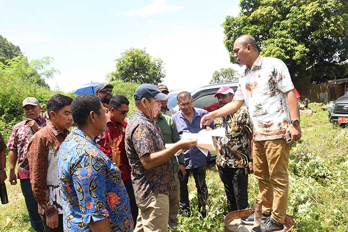 Panja LKPJ DPRK Jayapura Tinjau Lokasi Pembangunan SMA Negeri 8, Pembebasan Lahan Capai Rp13 Miliar