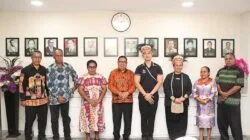 Kaesang Pangarep Kunjungi Kantor Sinode GKI di Tanah Papua