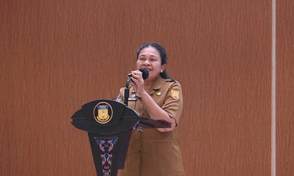 Purnama Sinaga: Lulusan SMP YPPK Kristus Raja Diminta Jaga Karakter, Bijak Gunakan Teknologi